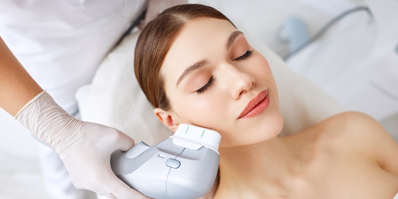 book a personalised consultation of Fat Freezing and  HIFU Together Banstead